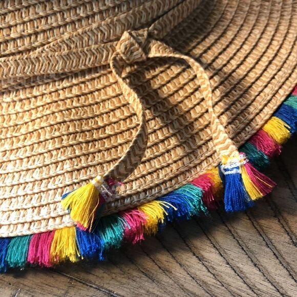 Tucker & Tate Scrunch & Shape Sun Hat 👒 Throw it in your bag and it resh… - Picture 5 of 17